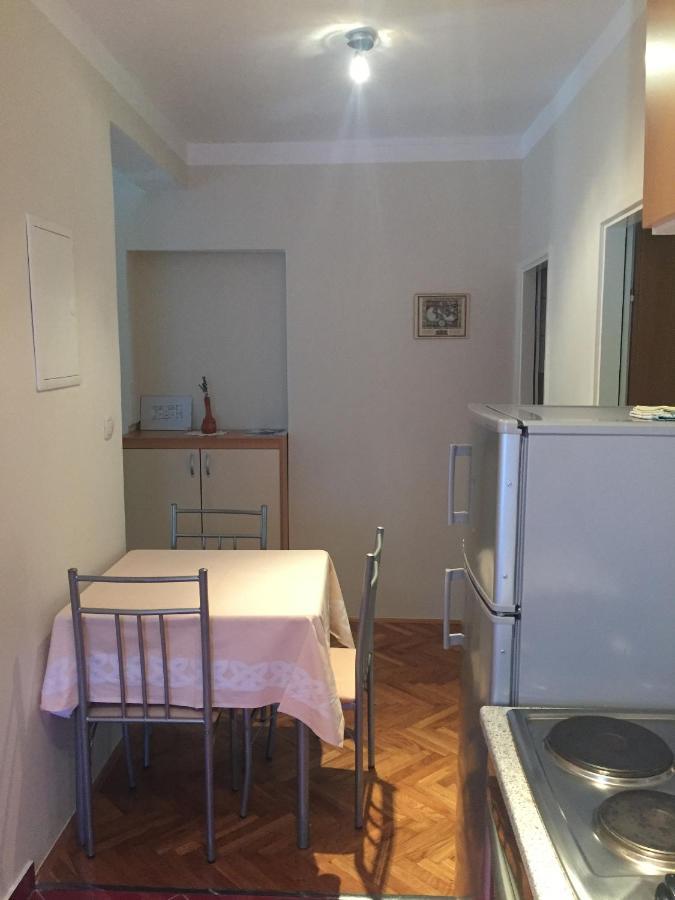 Apartments With A Swimming Pool Banjol, Rab - 11382 المظهر الخارجي الصورة